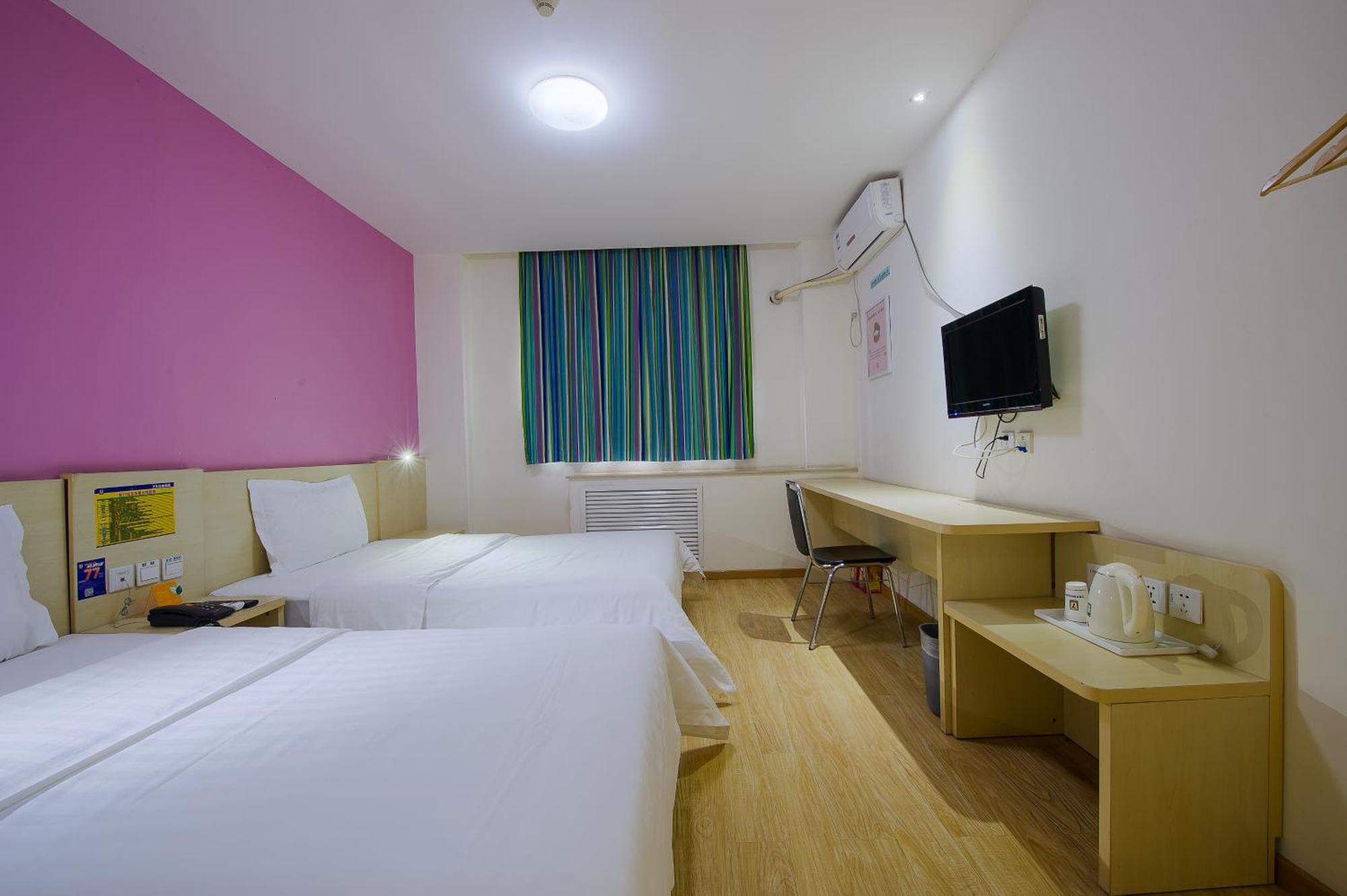 7Days Inn Guangzhou South Railway Station Huijiang Subway Station Buitenkant foto
